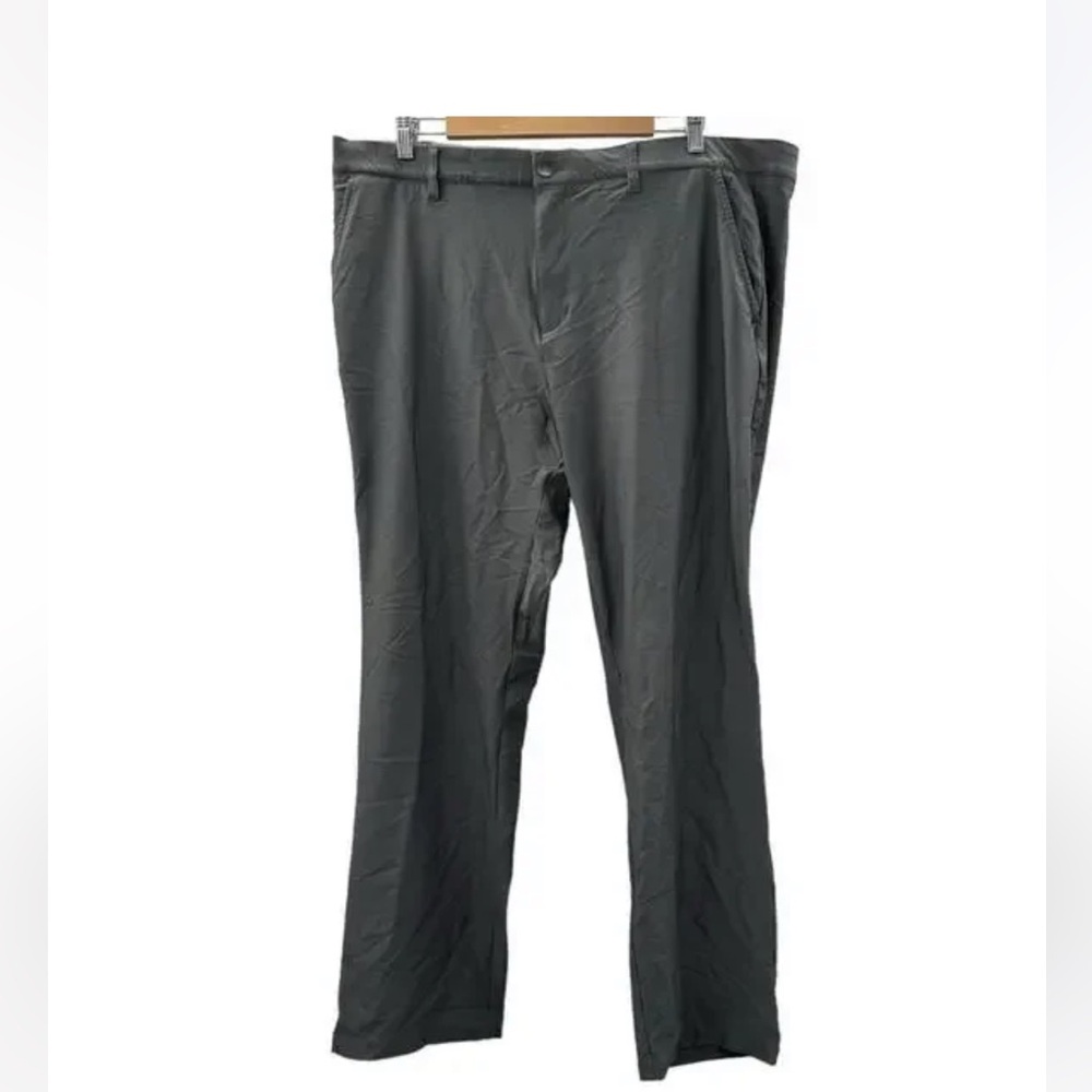 Adidas Gray Straight Leg Golf Pants Size 40 x‎ 32 Activewear Athletic Preppy